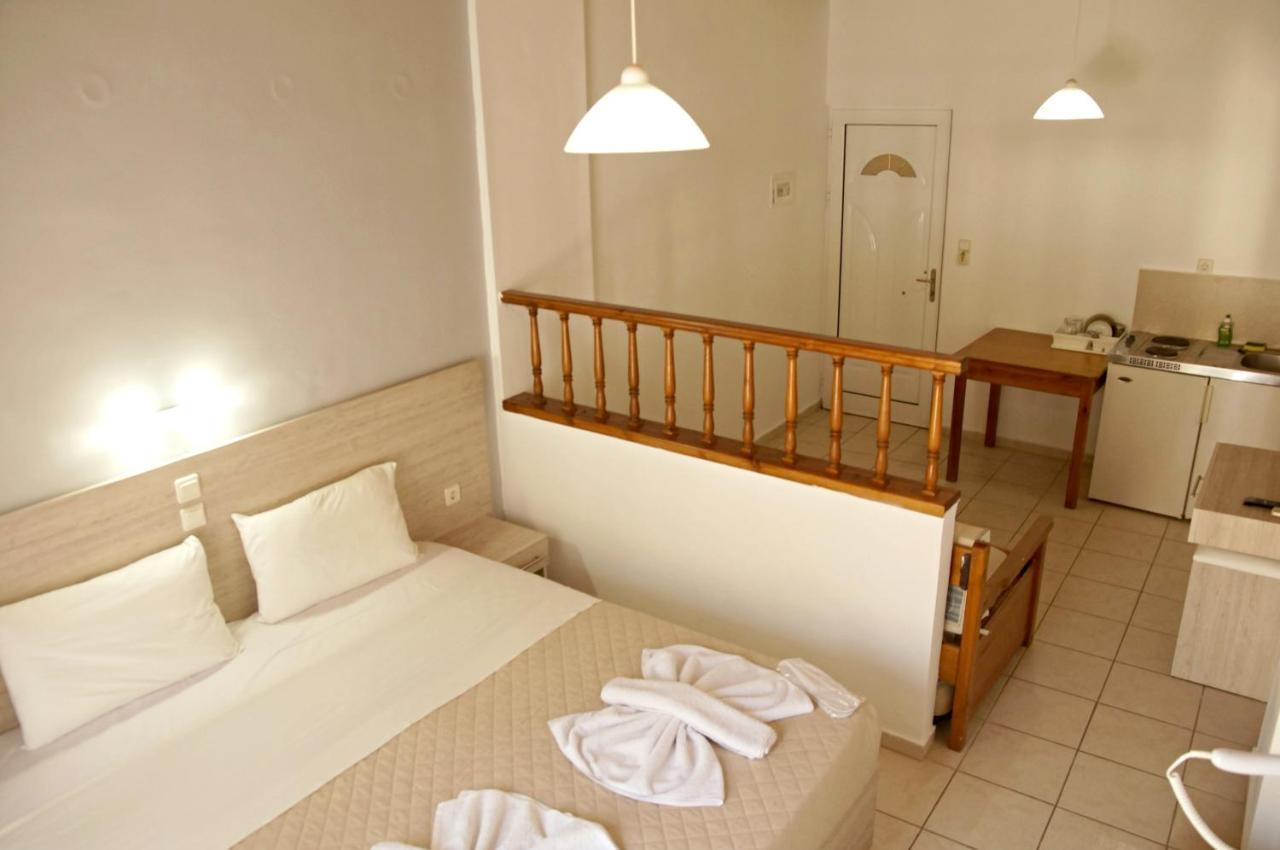 Αnna Hotel Lutró Exterior foto